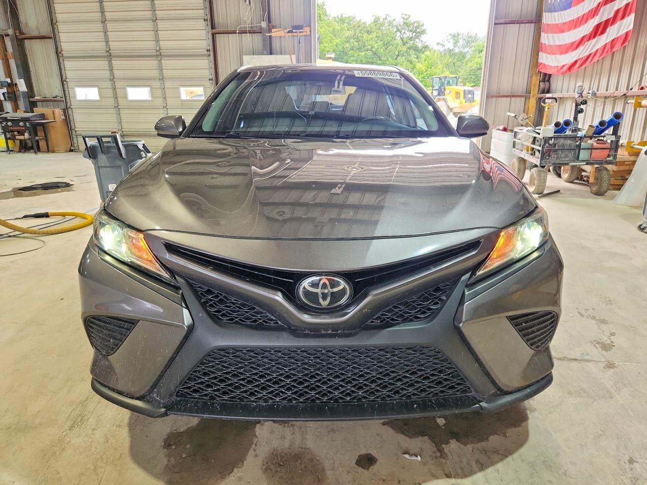 2019 TOYOTA CAMRY