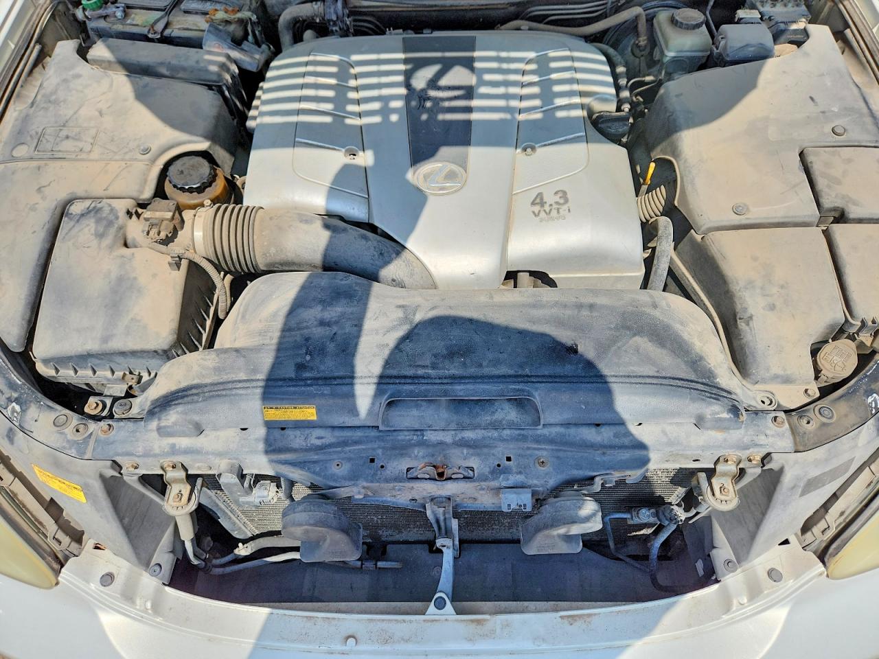 2004 LEXUS LS430