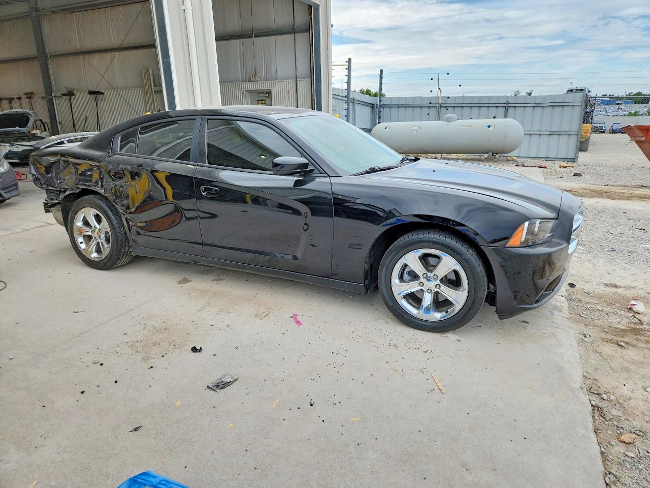 2013 DODGE CHARGER