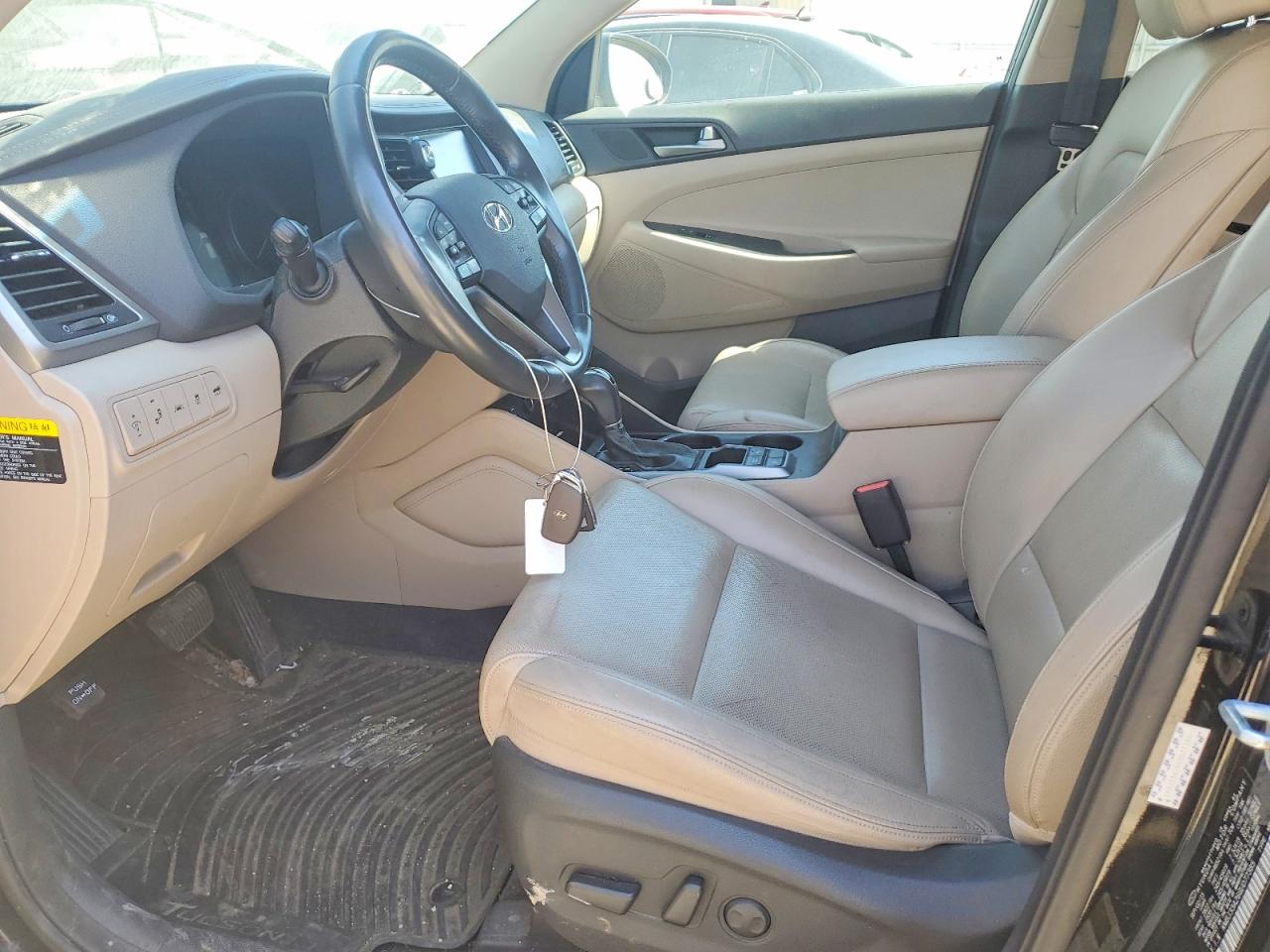 2016 HYUNDAI TUCSON