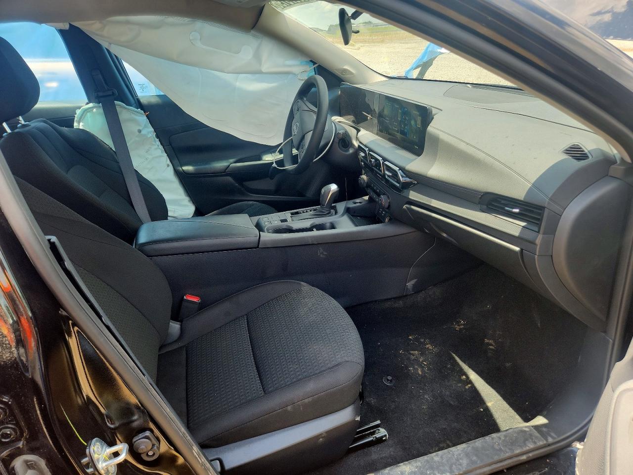 2026 NISSAN SENTRA