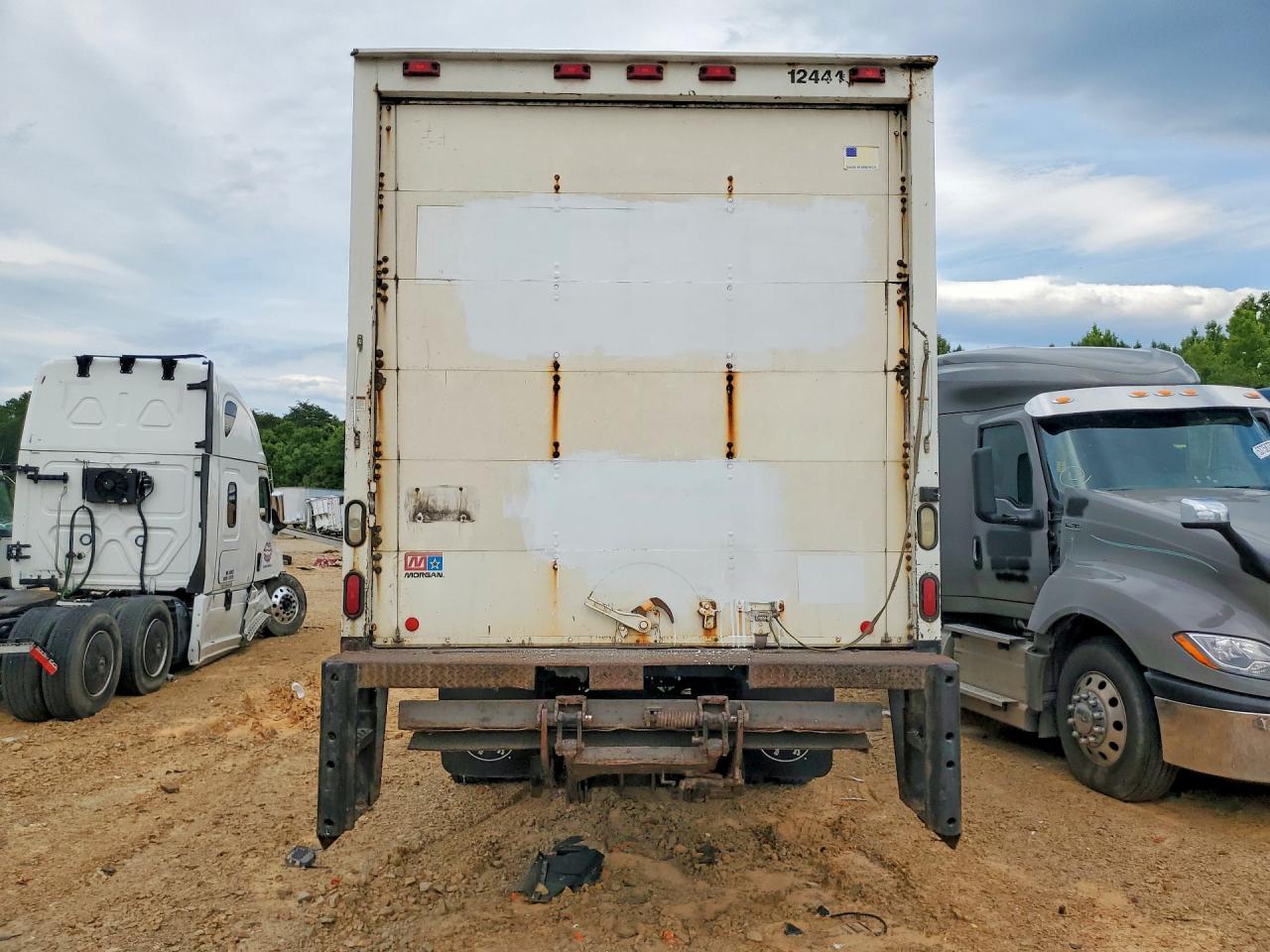 2006 INTERNATIONAL 4000 SERIE