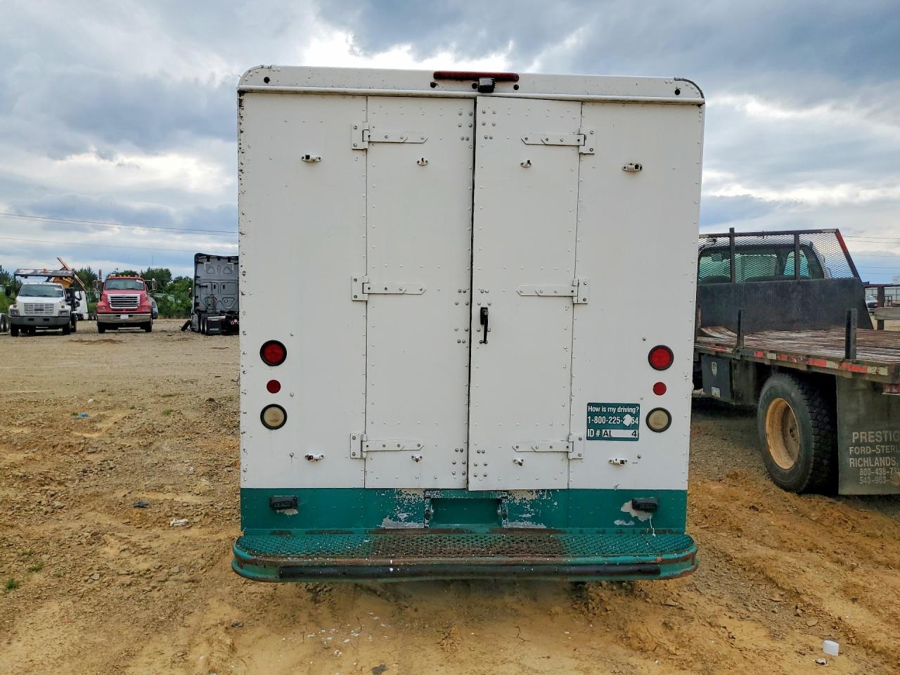 2008 WORKHORSE ALL OTHER