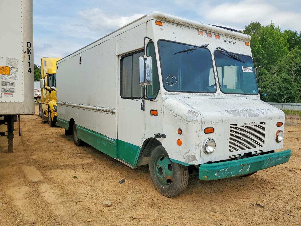 2004 WORKHORSE ALL OTHER