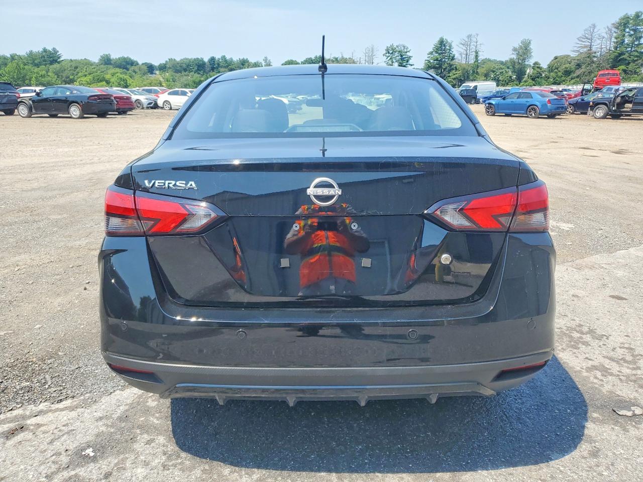 2025 NISSAN VERSA