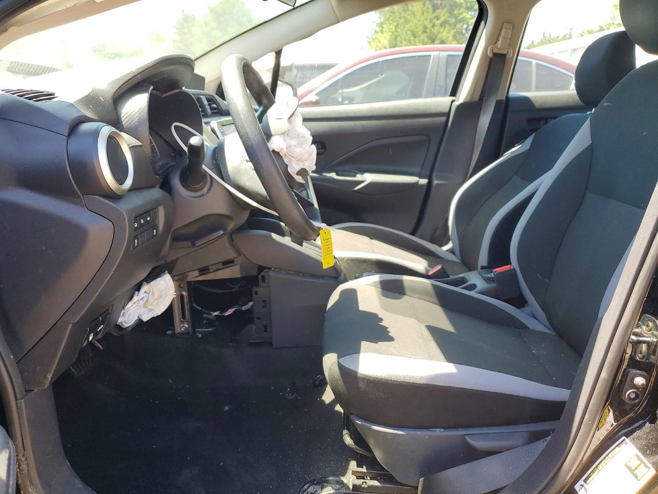 2025 NISSAN VERSA