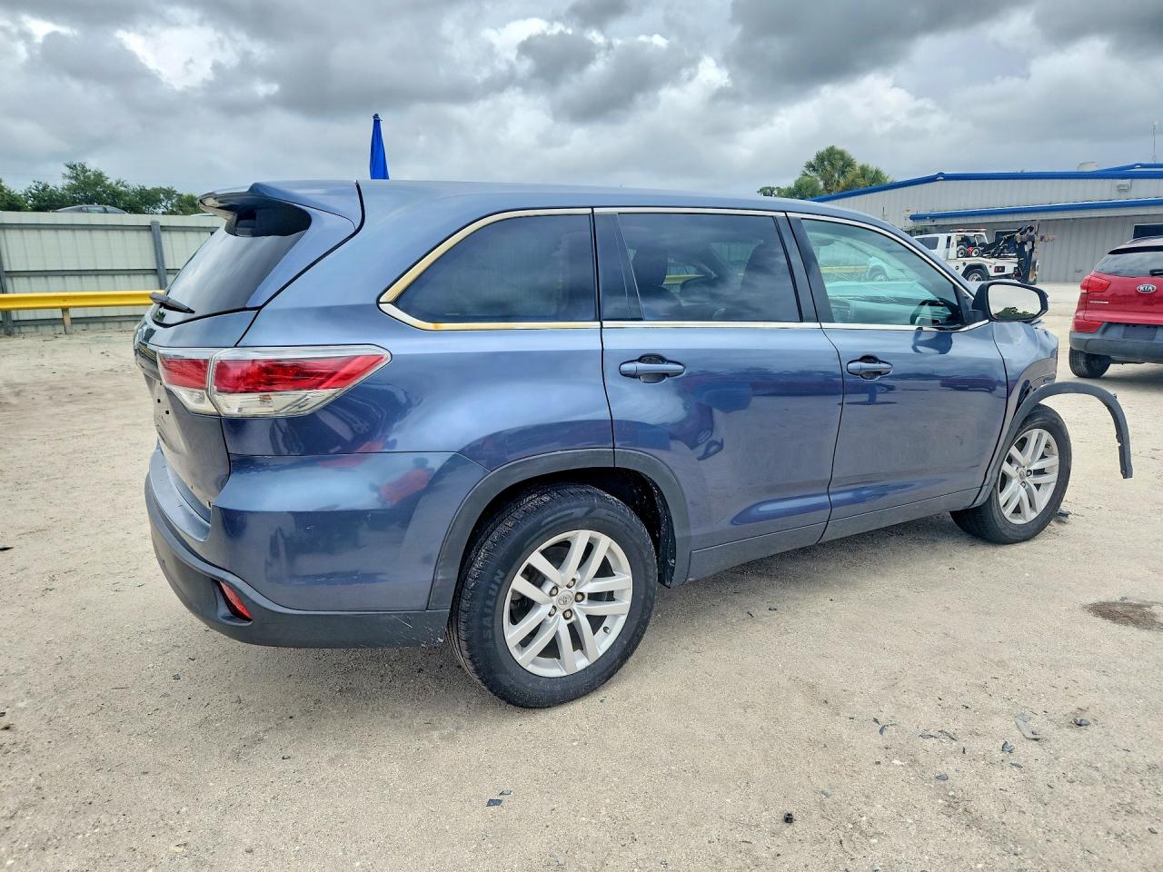 2014 TOYOTA HIGHLANDER