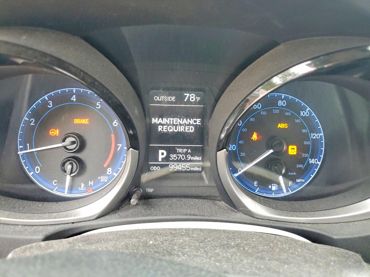 2016 TOYOTA COROLLA