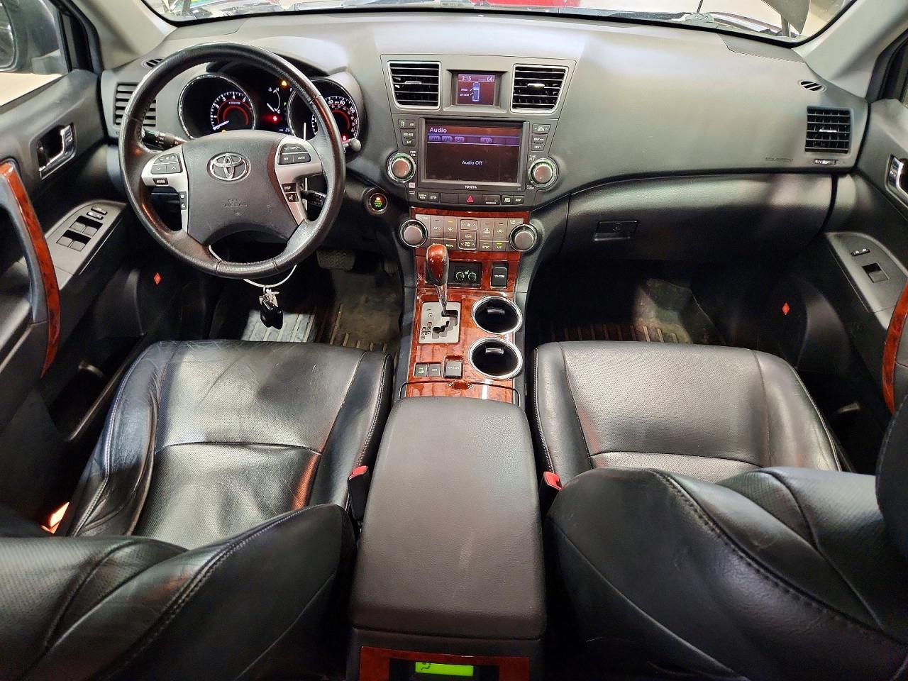 2012 TOYOTA HIGHLANDER