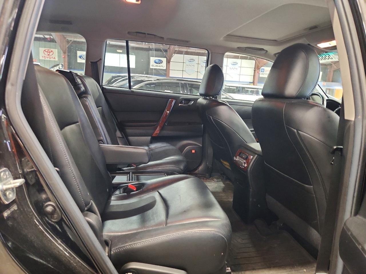 2012 TOYOTA HIGHLANDER