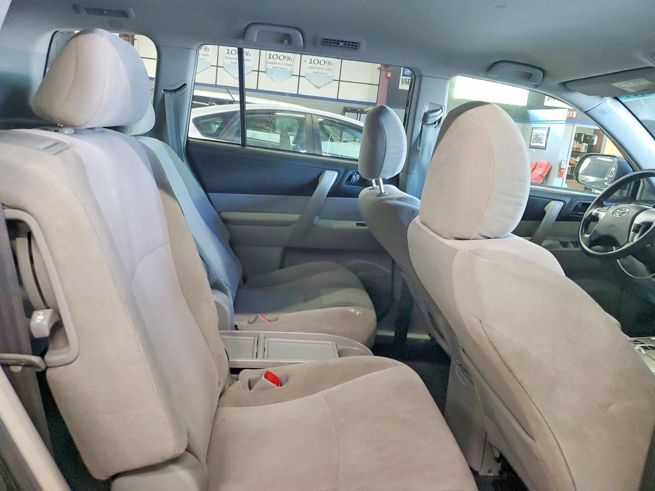 2013 TOYOTA HIGHLANDER
