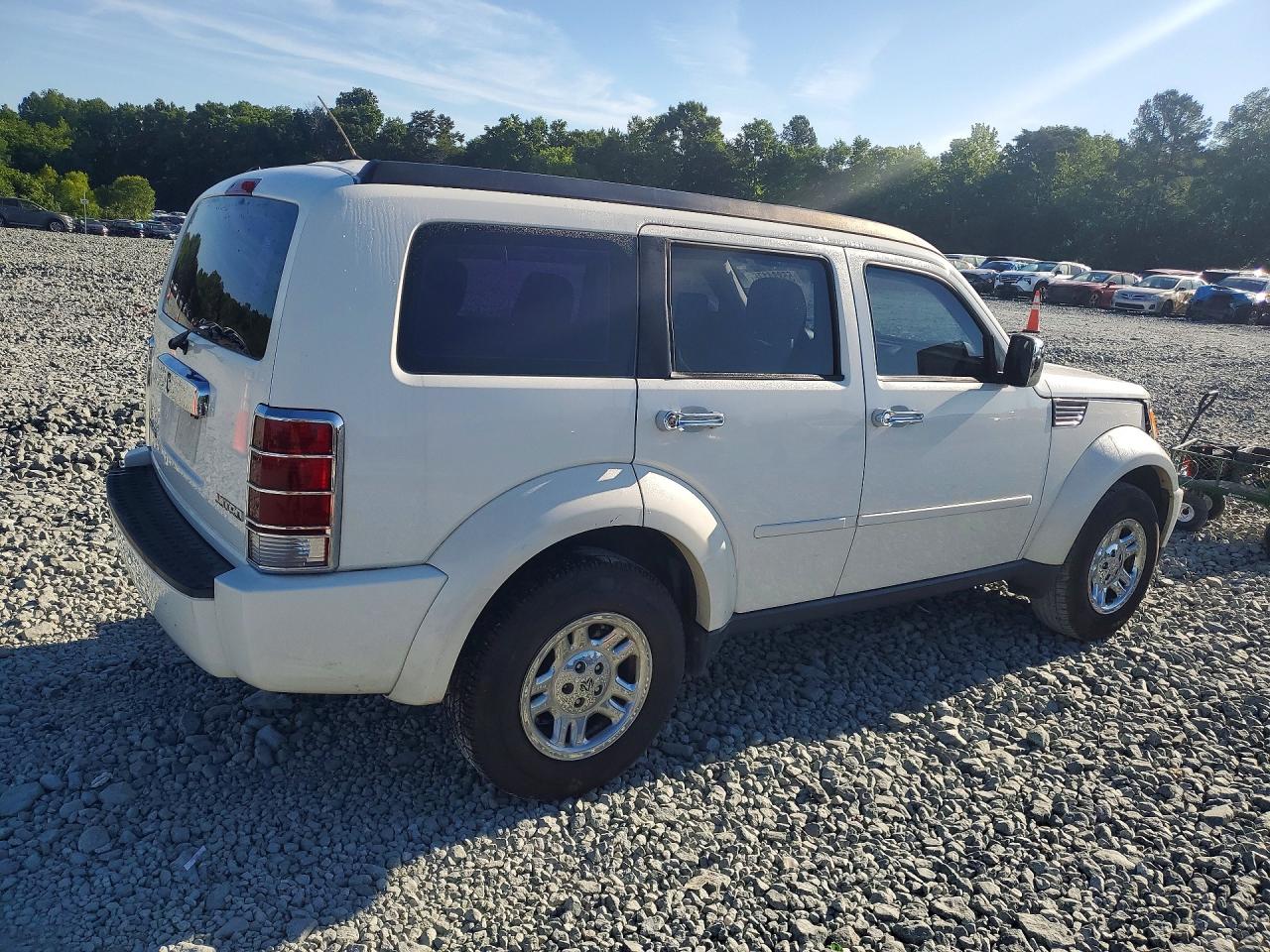 2010 DODGE NITRO