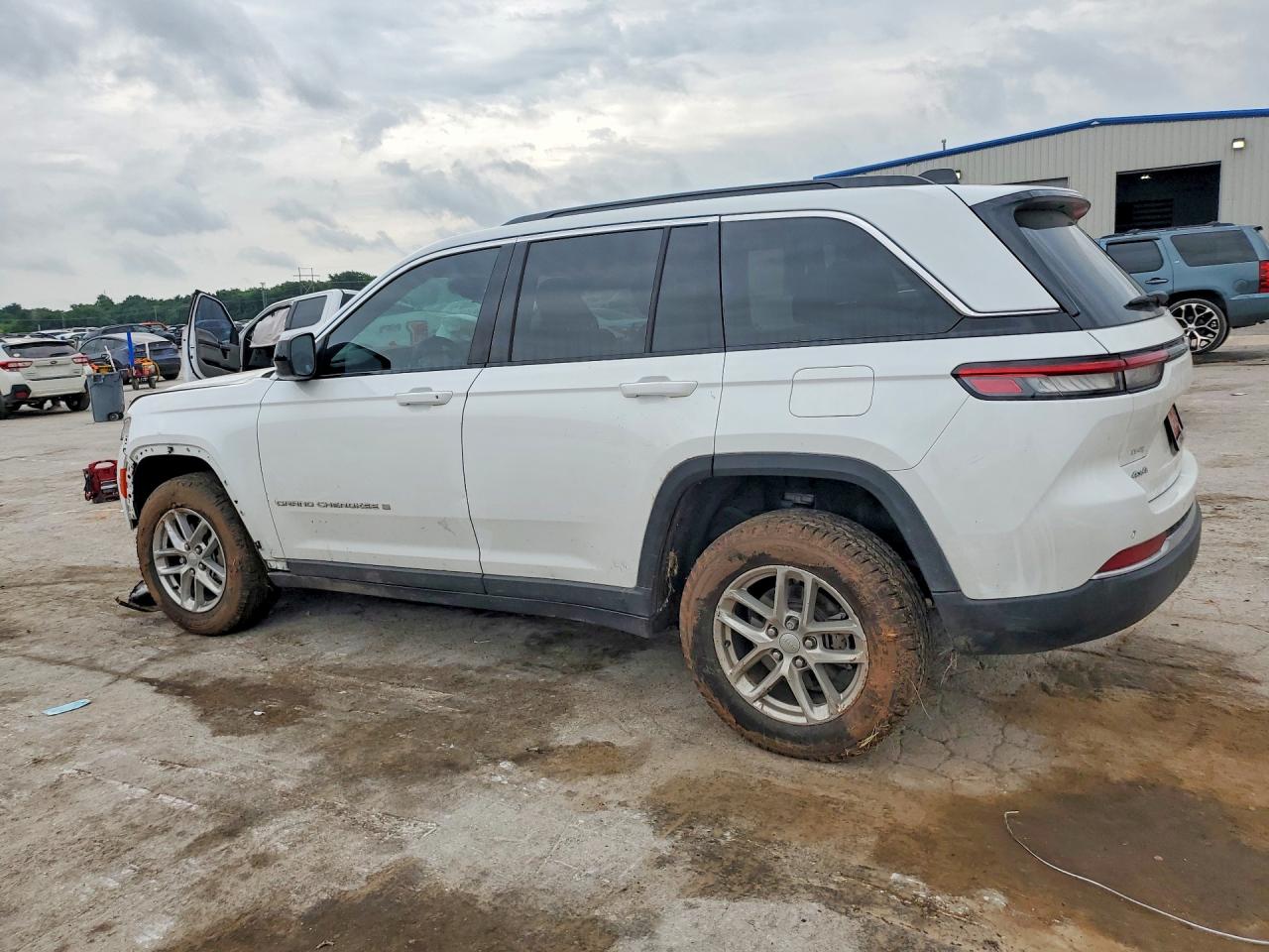 2025 JEEP CHEROKEE