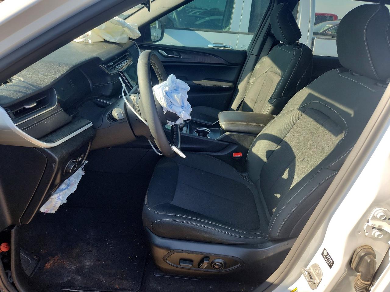 2025 JEEP CHEROKEE