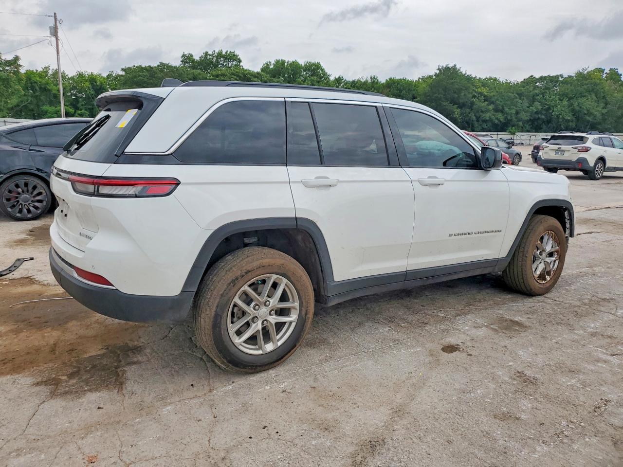 2025 JEEP CHEROKEE