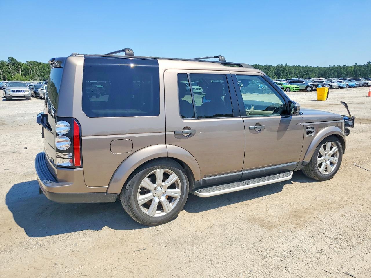 2016 LAND ROVER LR4