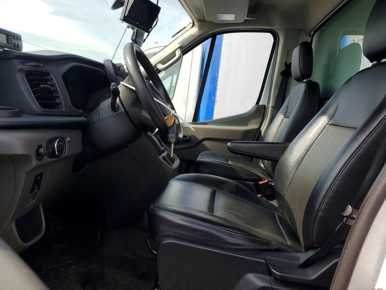 2022 FORD TRANSIT