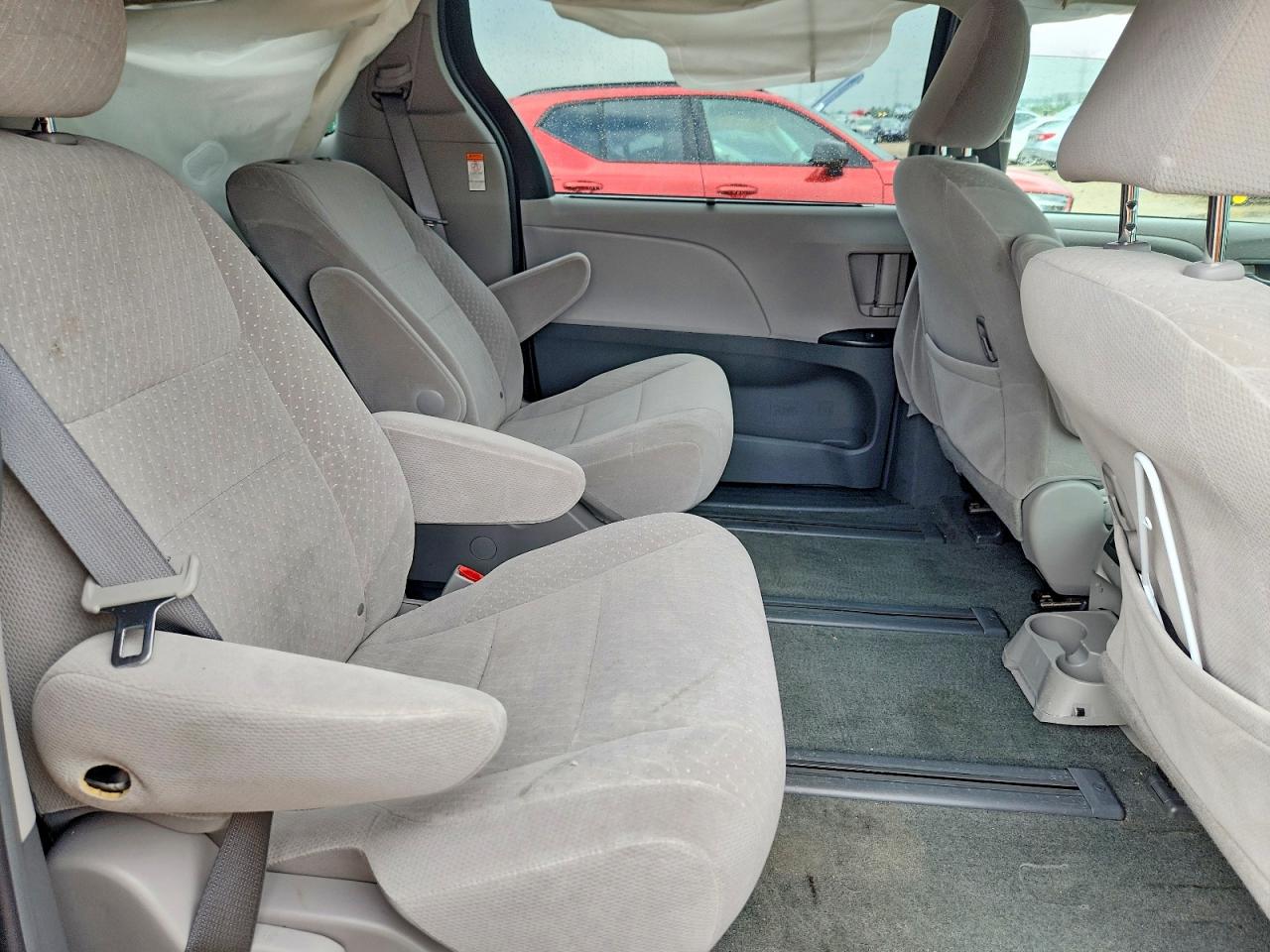 2017 TOYOTA SIENNA