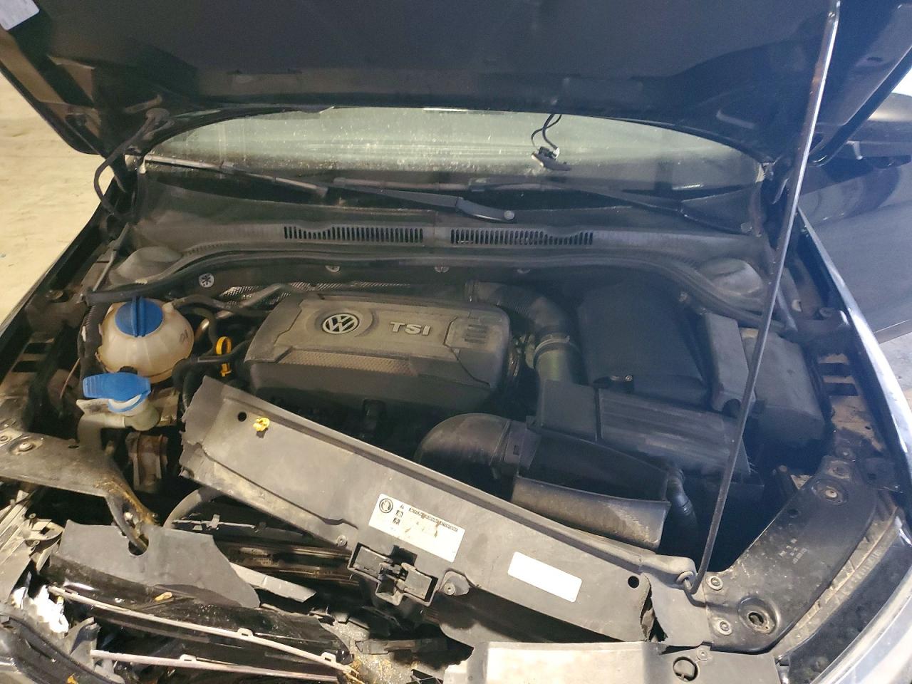 2015 VOLKSWAGEN JETTA