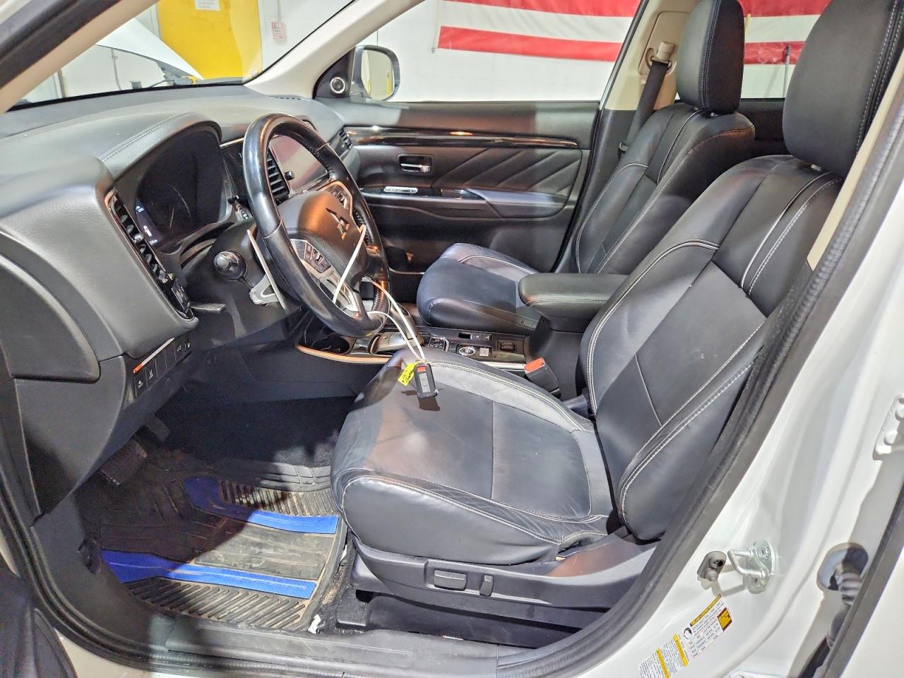 2018 MITSUBISHI OUTLANDER