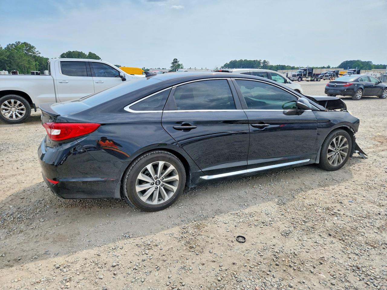 2016 HYUNDAI SONATA