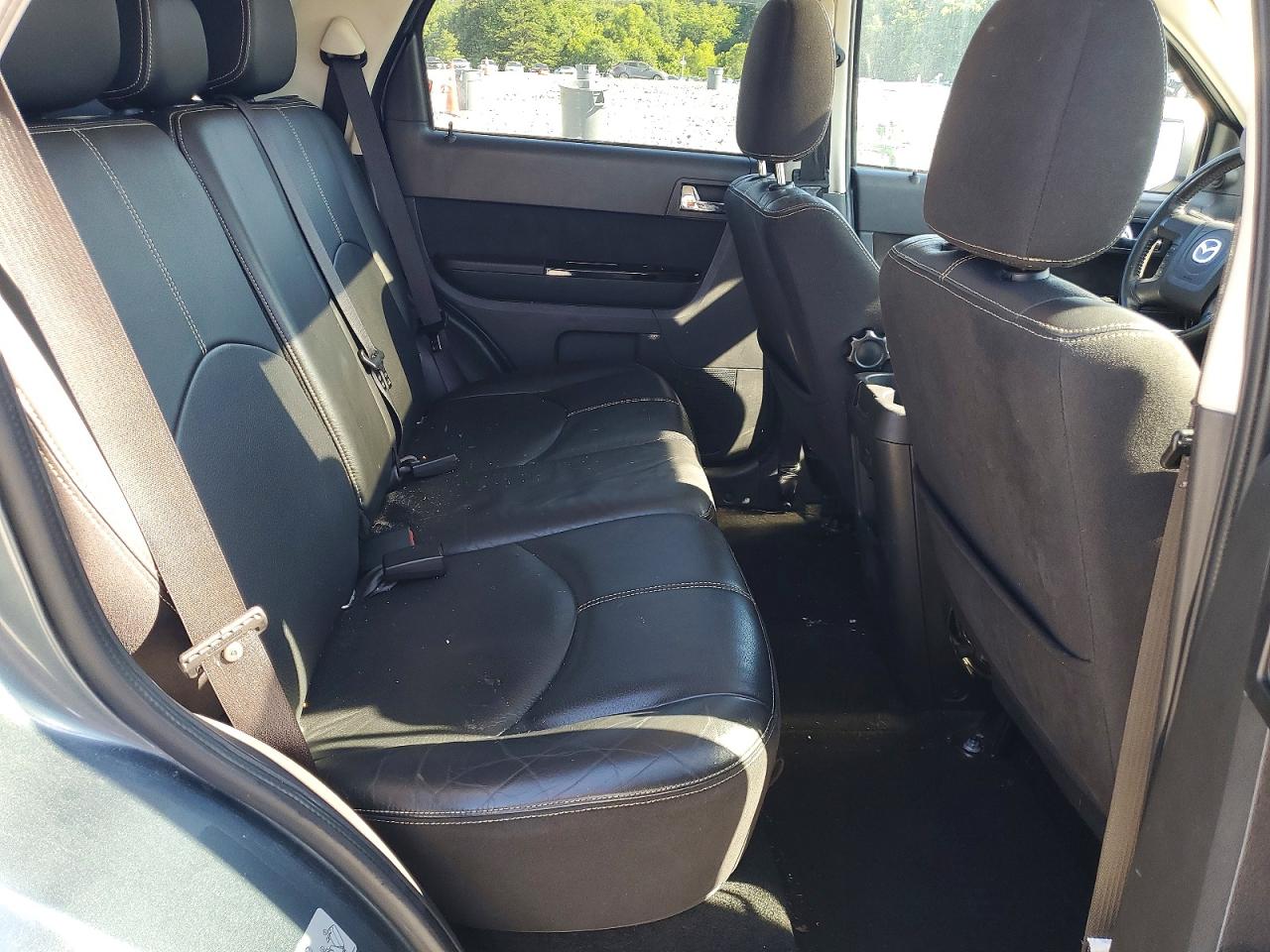 2011 MAZDA TRIBUTE