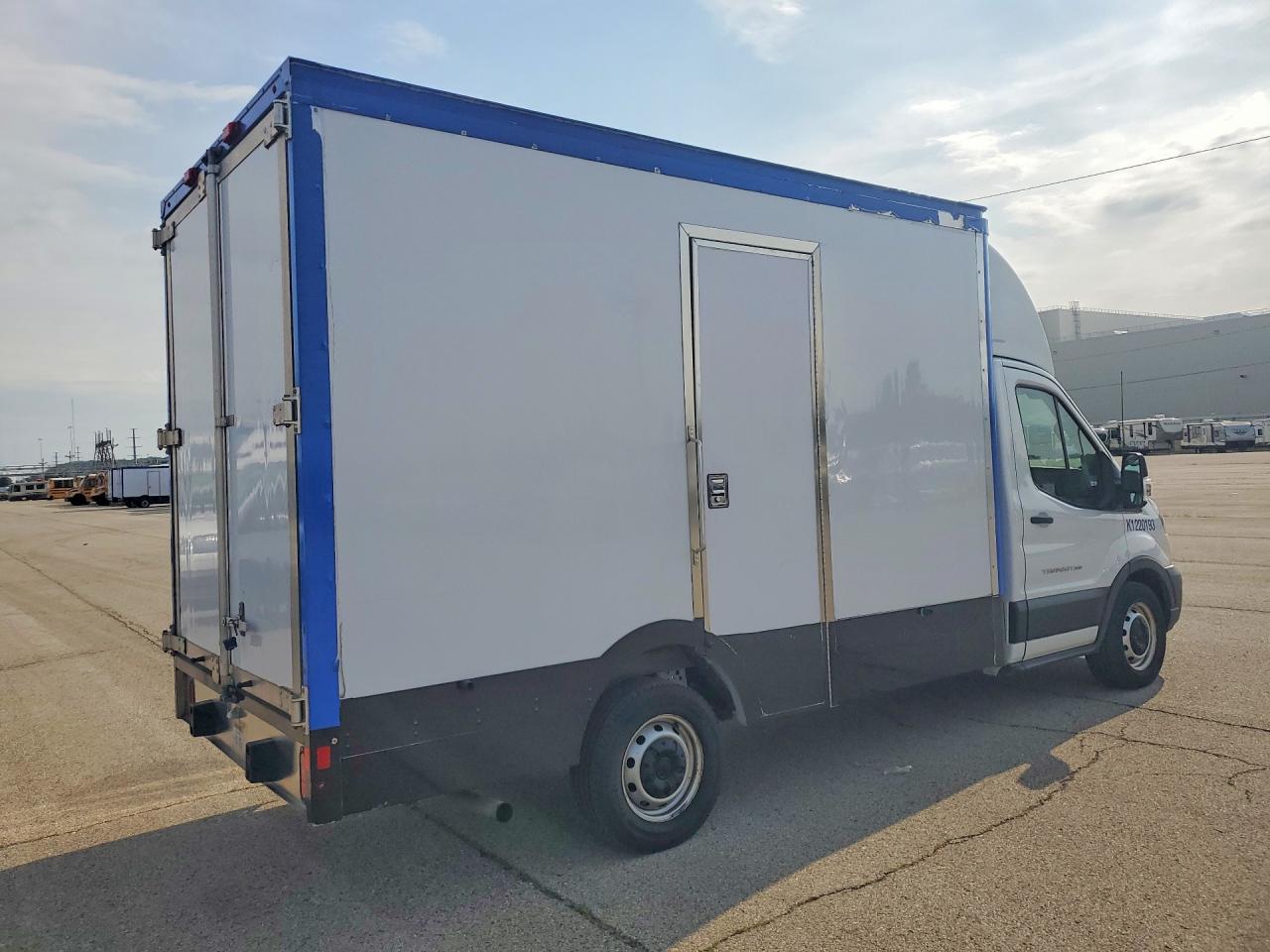 2022 FORD TRANSIT