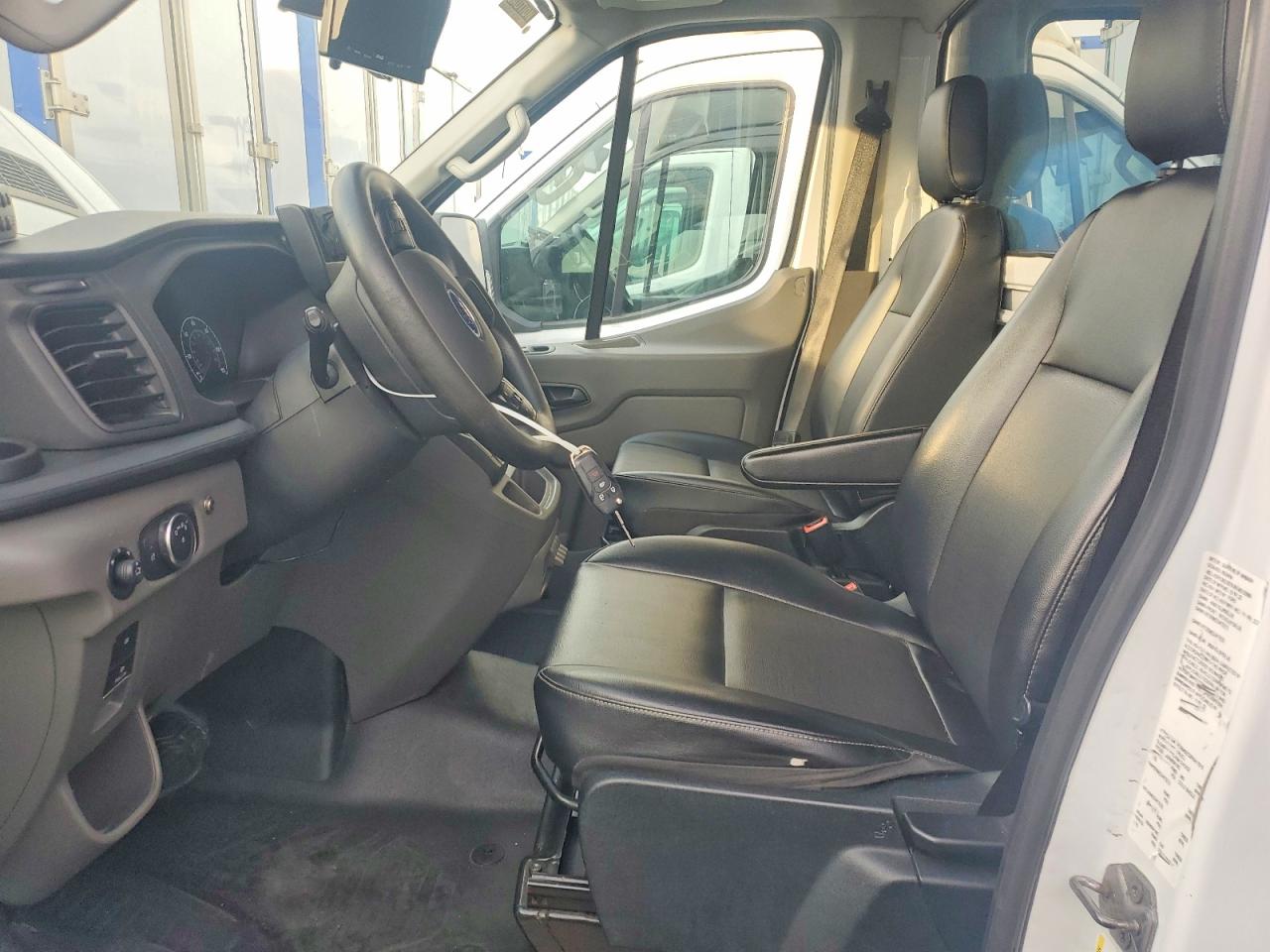 2023 FORD TRANSIT