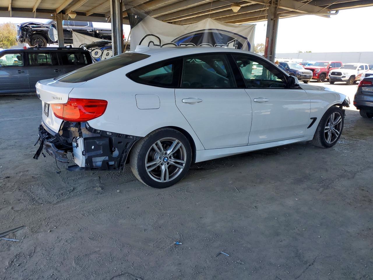 2015 BMW 3 SERIES