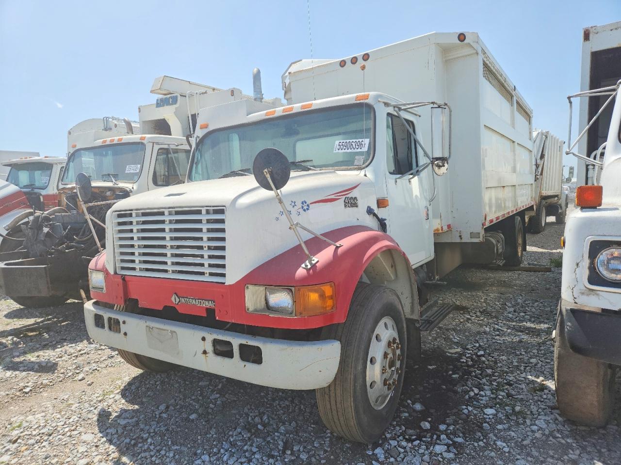 1995 INTERNATIONAL 4000 SERIE