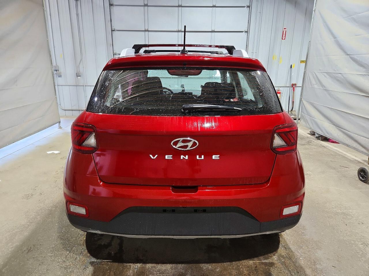 2025 HYUNDAI VENUE
