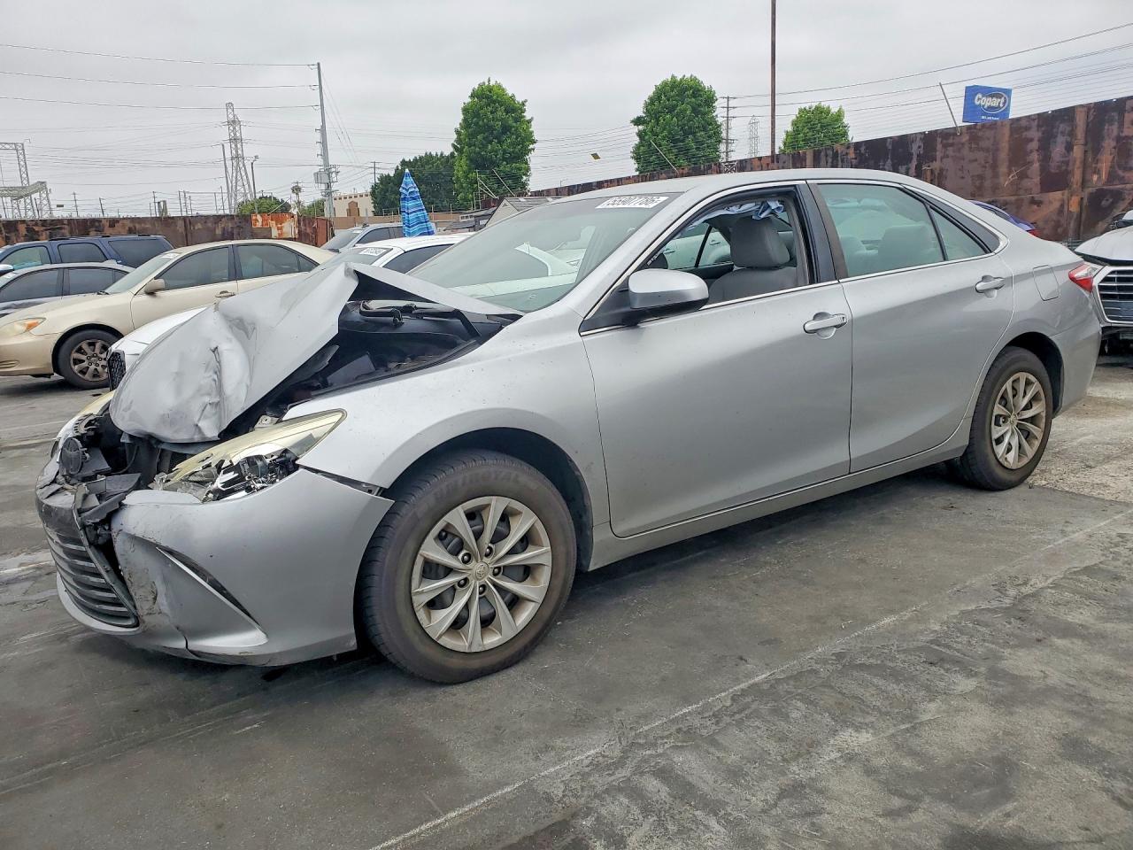 2015 TOYOTA CAMRY