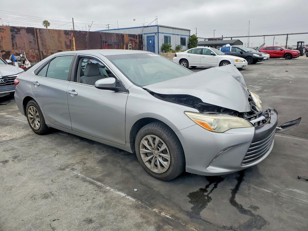 2015 TOYOTA CAMRY