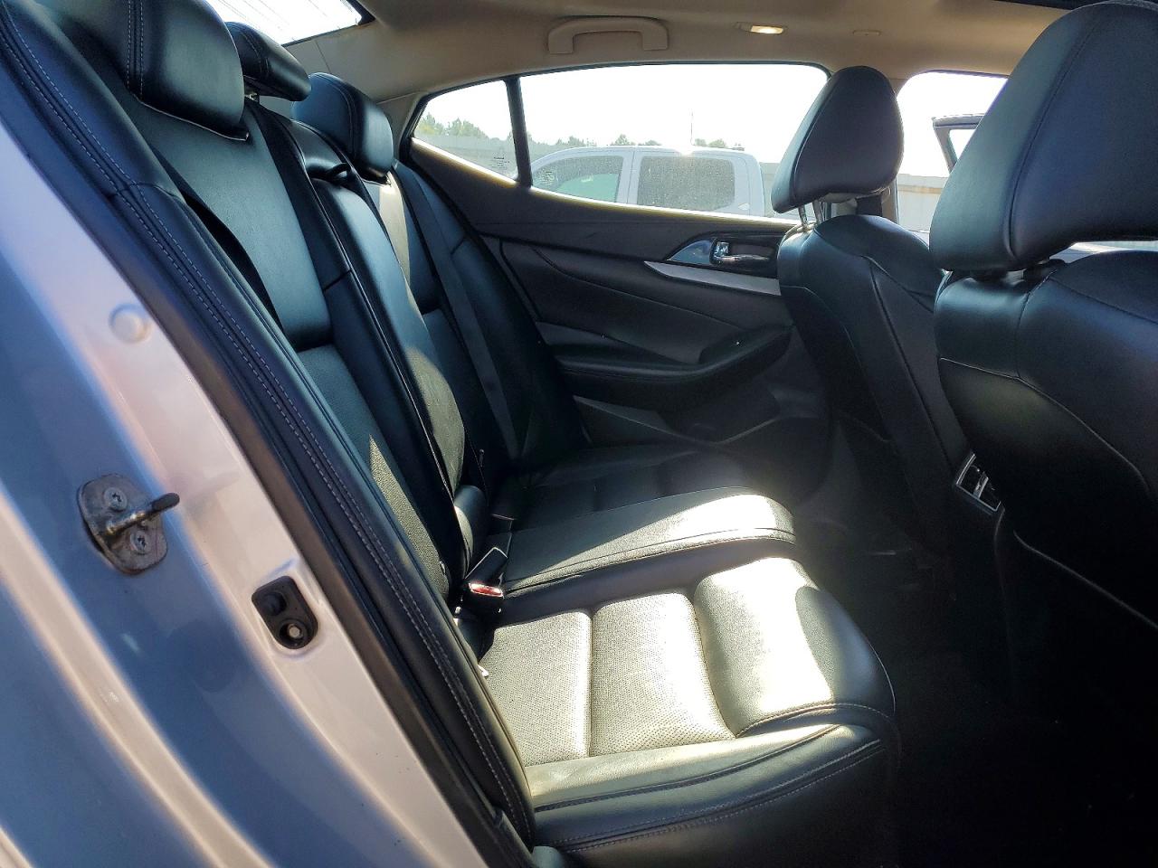 2017 NISSAN MAXIMA