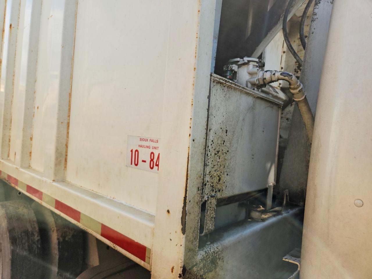 1998 INTERNATIONAL 4000 SERIE