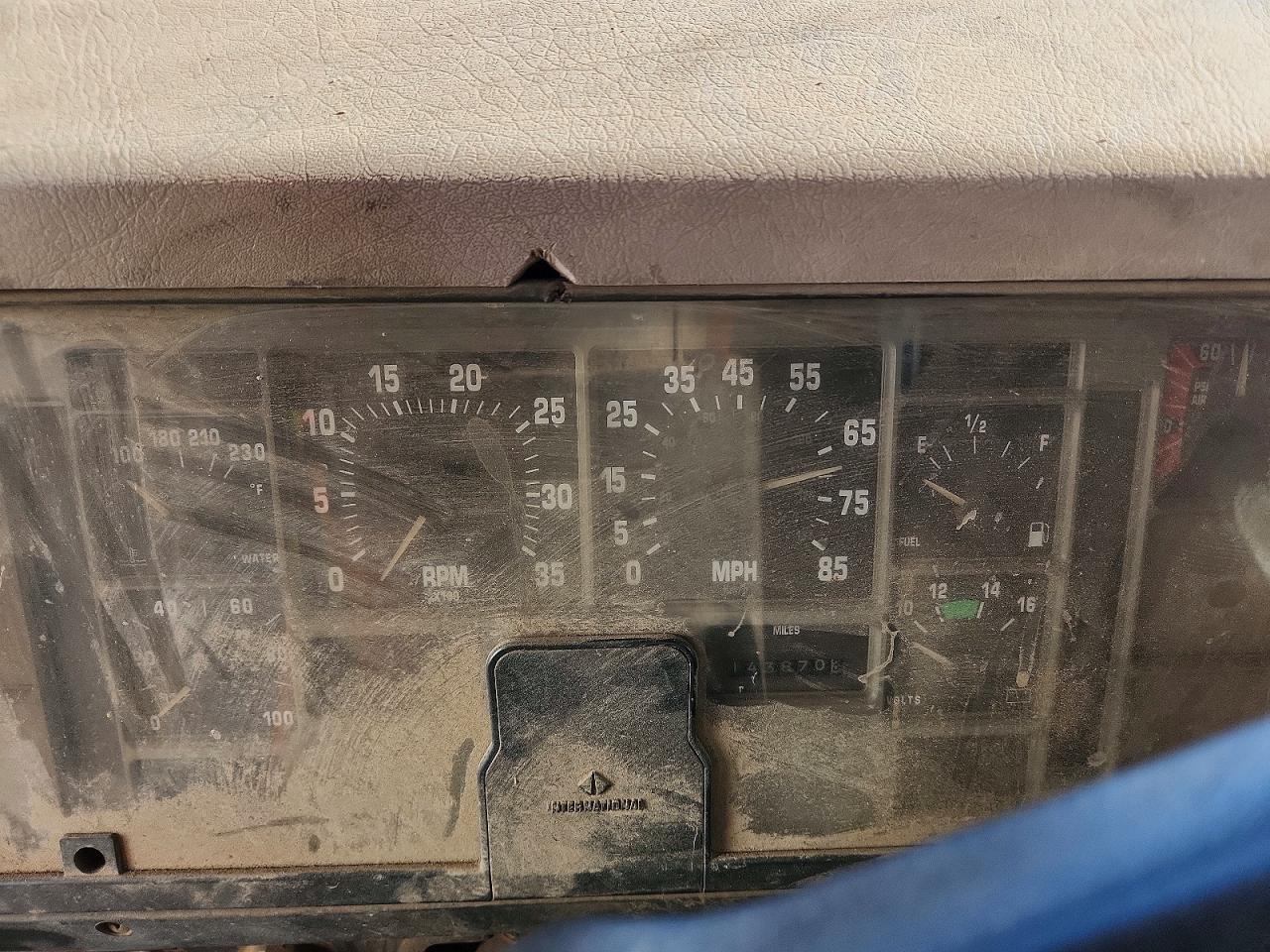 1998 INTERNATIONAL 4000 SERIE