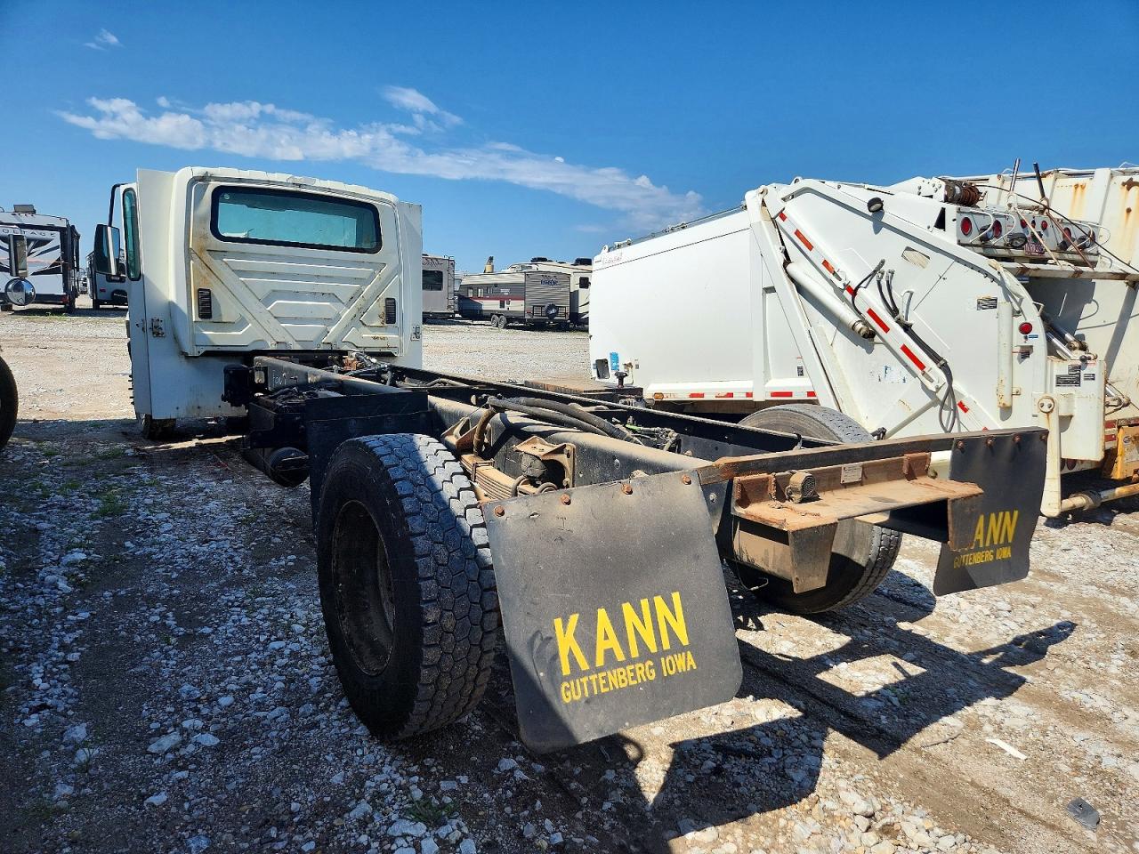 2006 INTERNATIONAL 4000 SERIE