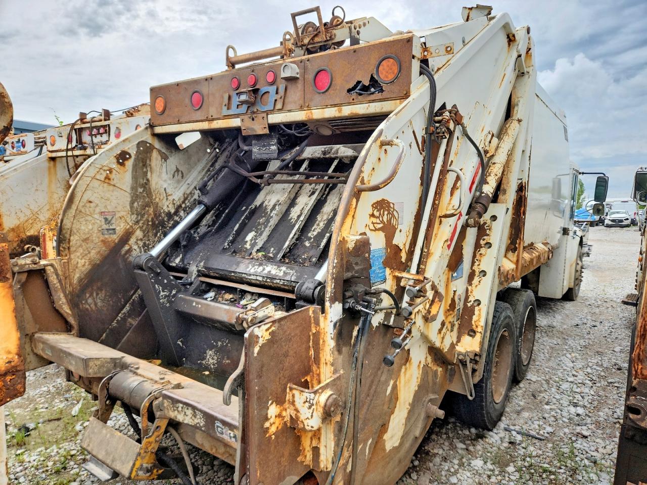 2006 FREIGHTLINER ALL OTHER
