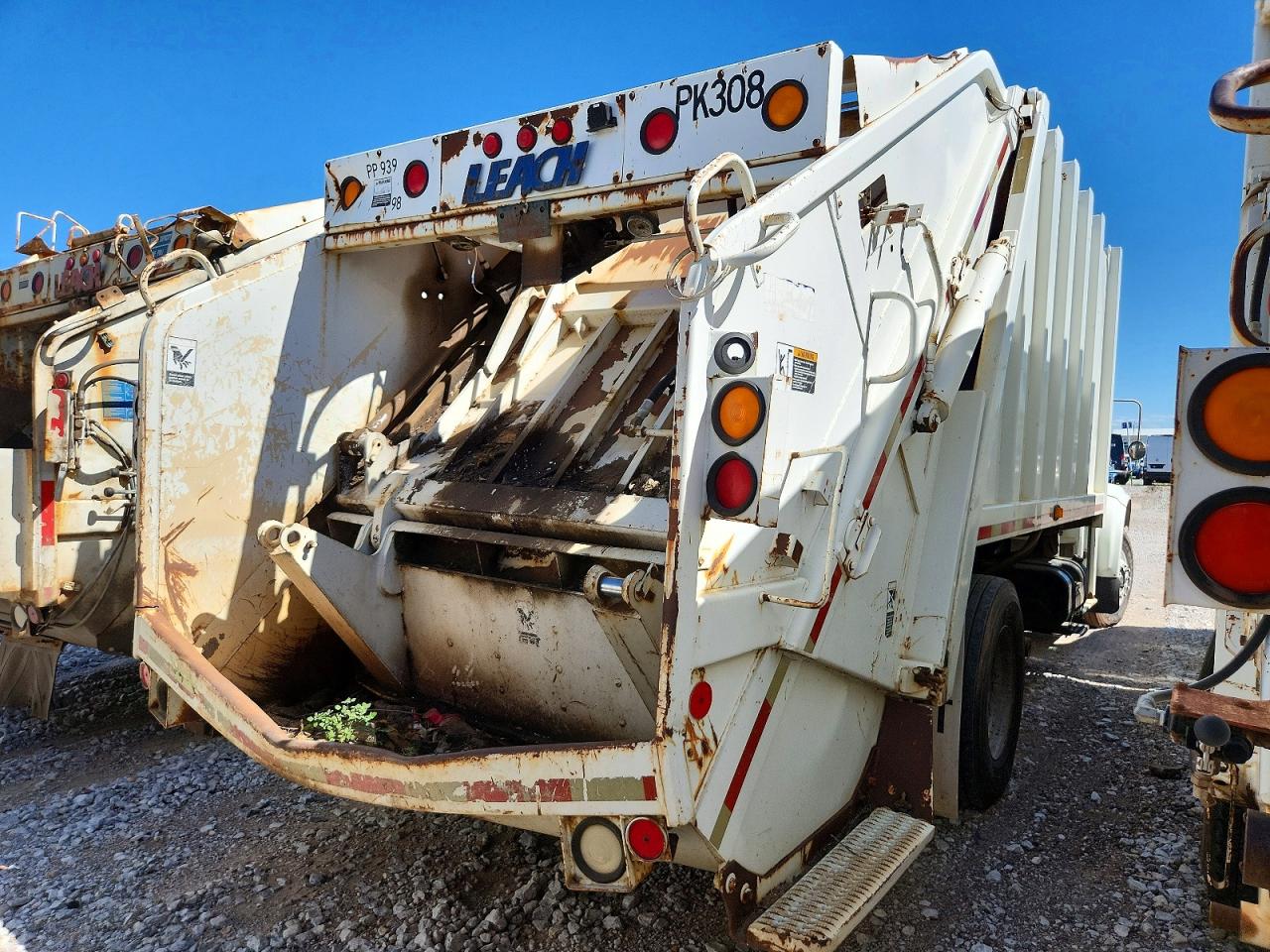1998 INTERNATIONAL 4000 SERIE
