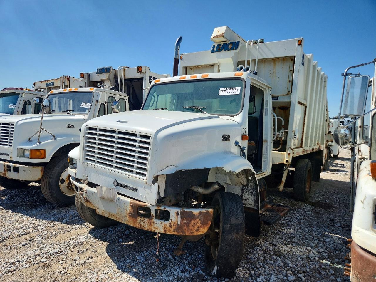 1999 INTERNATIONAL 4000 SERIE