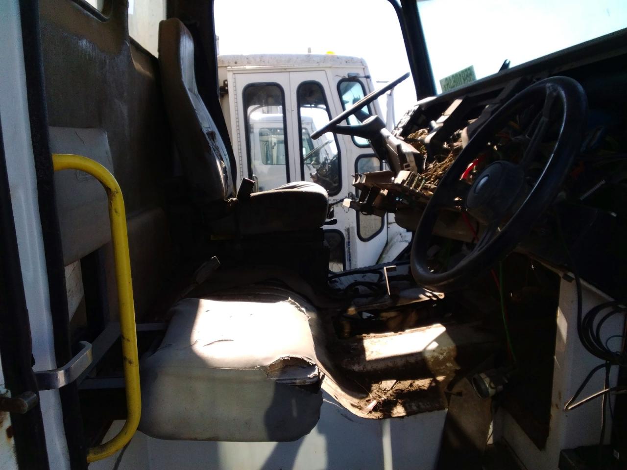 2001 FREIGHTLINER ALL OTHER