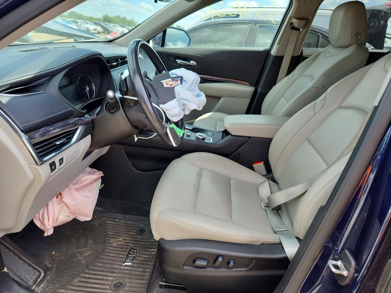 2019 CADILLAC XT4