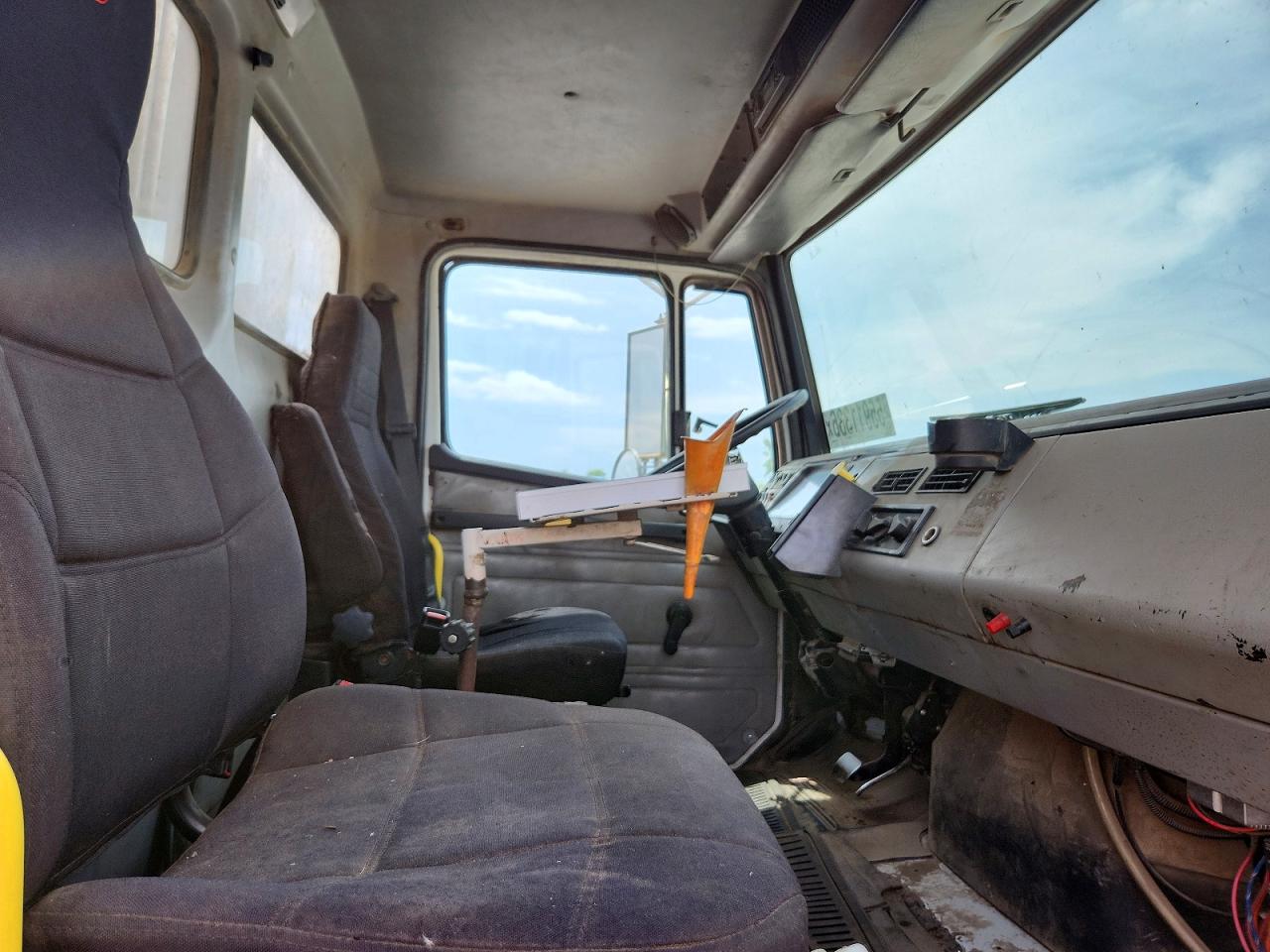 2002 FREIGHTLINER ALL OTHER