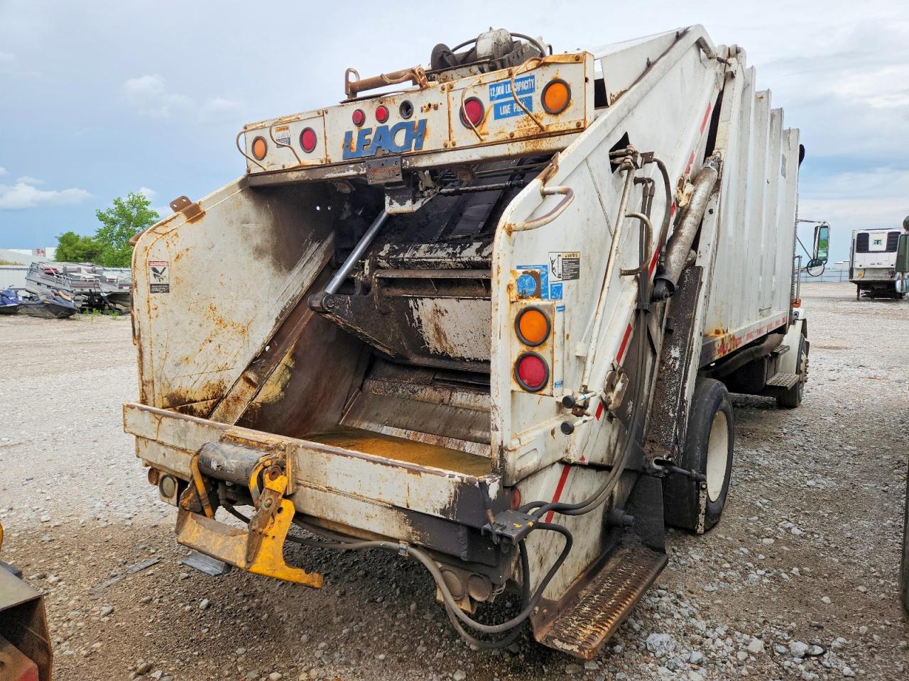 2002 FREIGHTLINER ALL OTHER