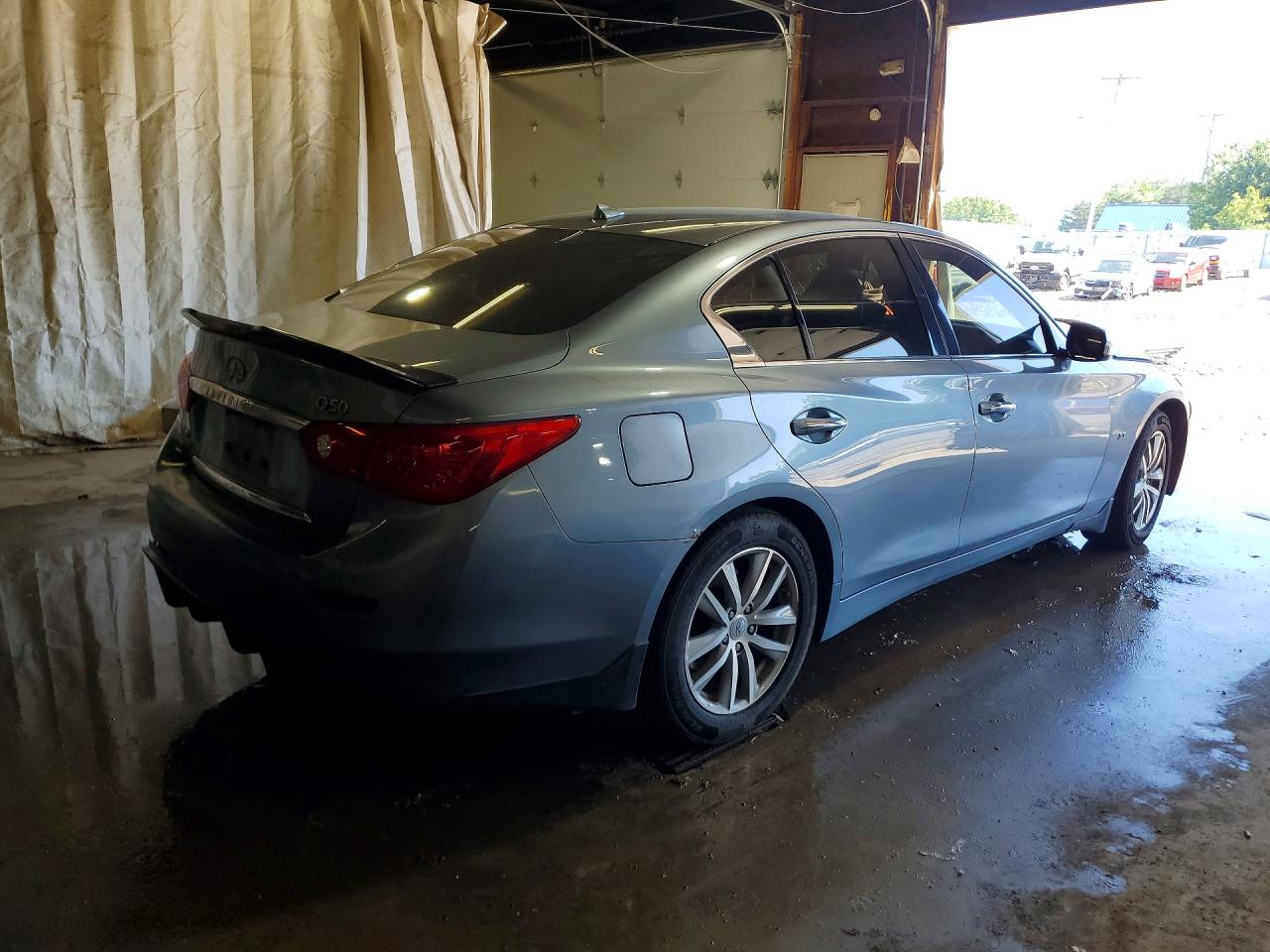 2015 INFINITI Q50