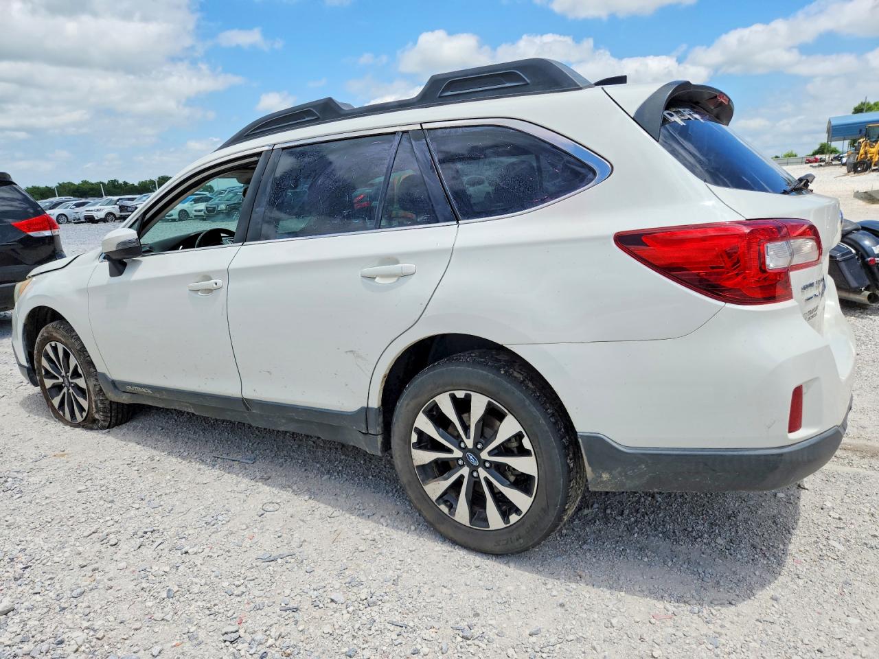 2016 SUBARU OUTBACK