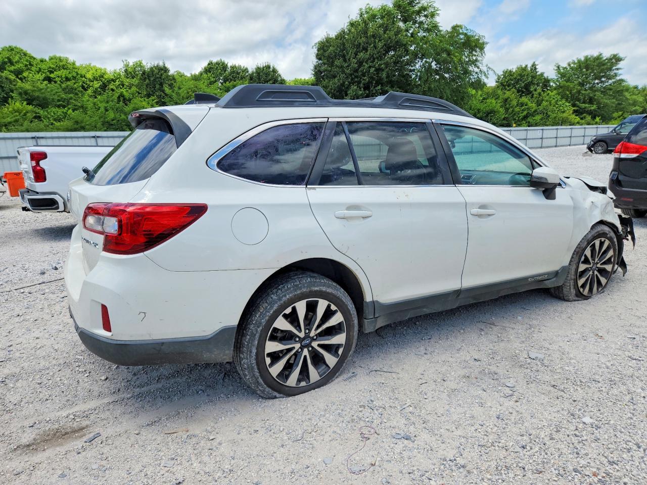 2016 SUBARU OUTBACK