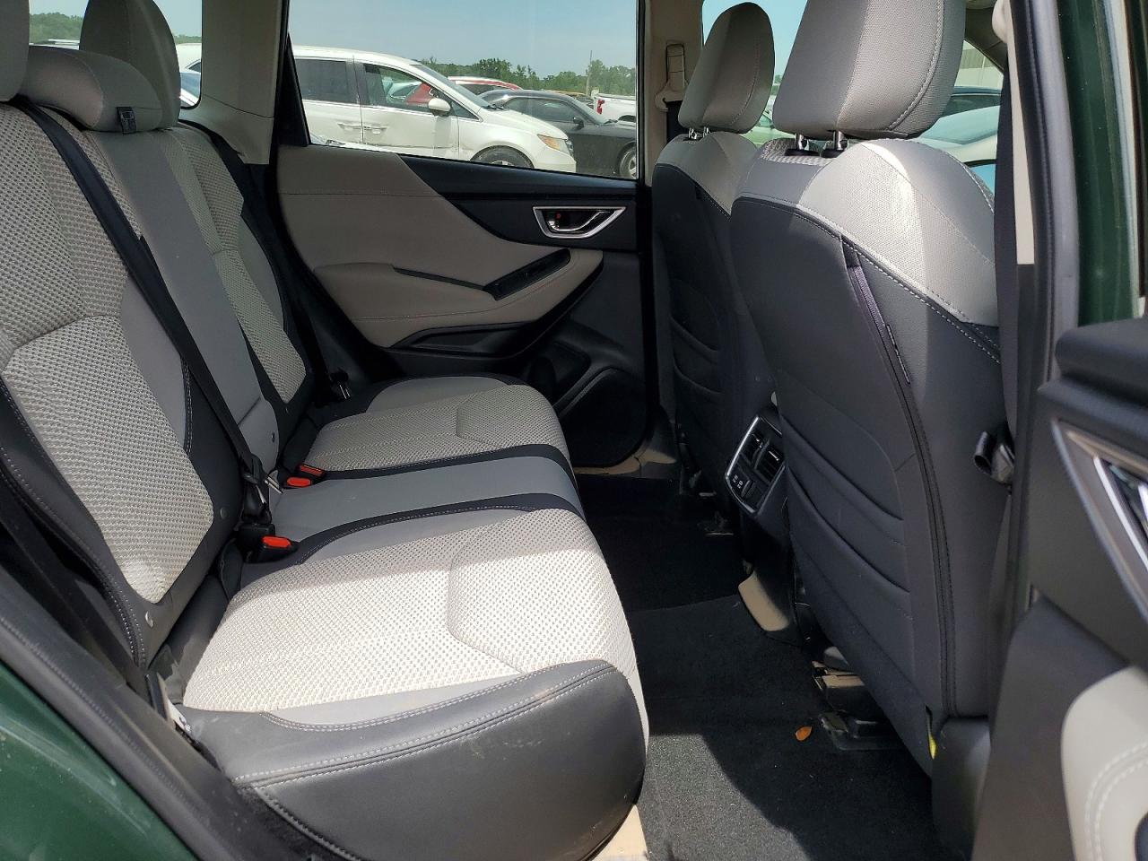 2024 SUBARU FORESTER