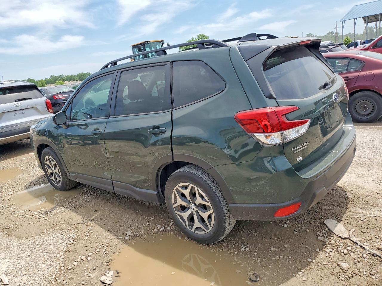 2024 SUBARU FORESTER
