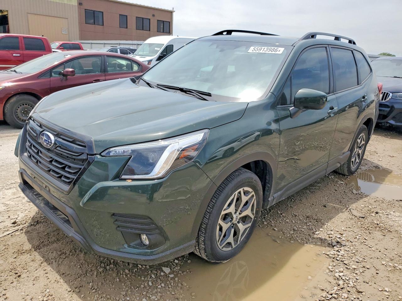 2024 SUBARU FORESTER